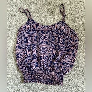 Very cute cropped tank